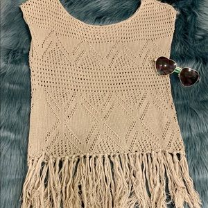 Sweet sweater like sleeveless top